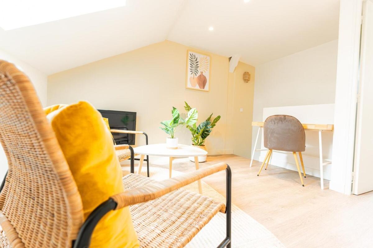 Duplex Confortable En Centre Avec 2 Chambres Chalons en Champagne Exterior photo
